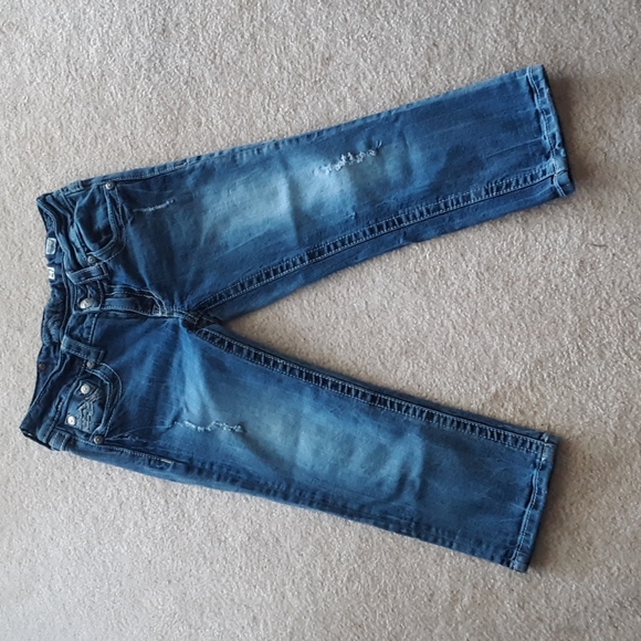 Miss Me Capri - Picture 5 of 13